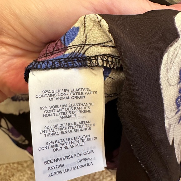 J crew silk blouse. Size Medium Petite. - Picture 3 of 6